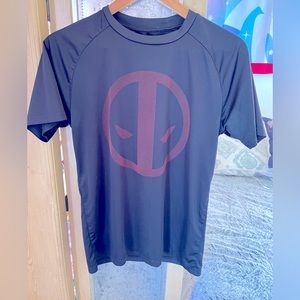 Marvel Deadpool Size S T-shirt
